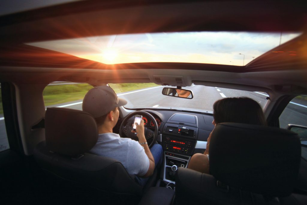 Hands-Free Distracted Driving Act